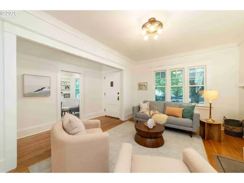 3203 SE Tibbetts Street Portland OR 97202