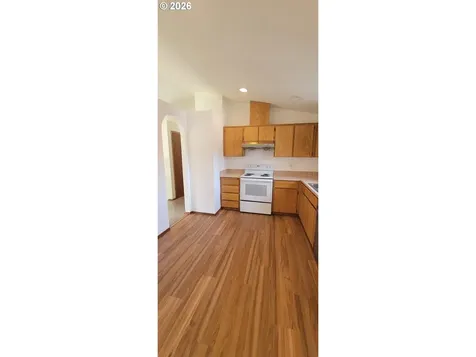 3857 SE 136th Avenue Portland OR 97236