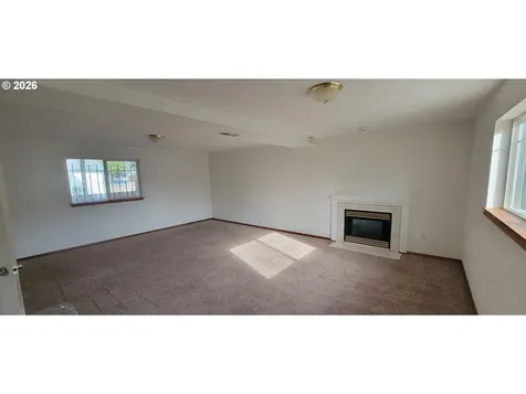 3857 SE 136th Avenue Portland OR 97236