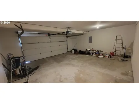 3857 SE 136th Avenue Portland OR 97236