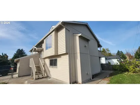 3857 SE 136th Avenue Portland OR 97236