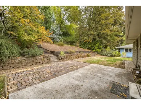 4121 SW Idaho Terrace Portland OR 97221