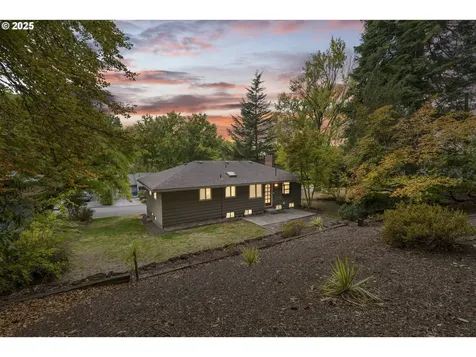 4121 SW Idaho Terrace Portland OR 97221
