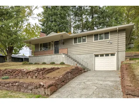 4121 SW Idaho Terrace Portland OR 97221