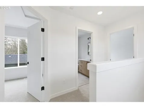 11717 SE Ash Street Portland OR 97216