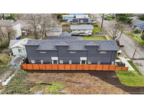11717 SE Ash Street Portland OR 97216