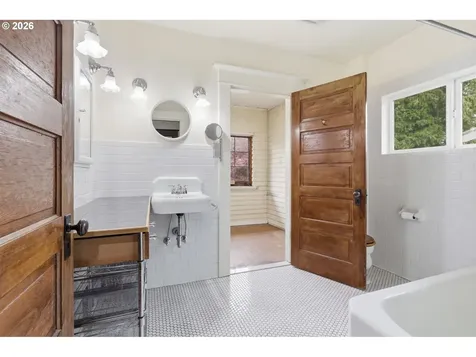 2505 NE 42nd Avenue Portland OR 97213