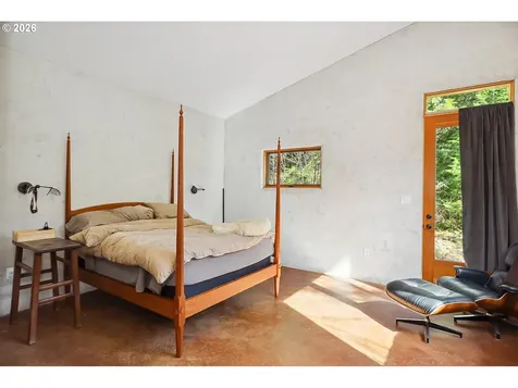 81 Wind Crest Road Carson WA 98610