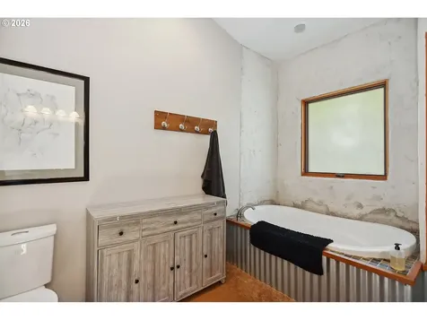81 Wind Crest Road Carson WA 98610