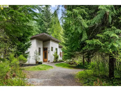 81 Wind Crest Road Carson WA 98610