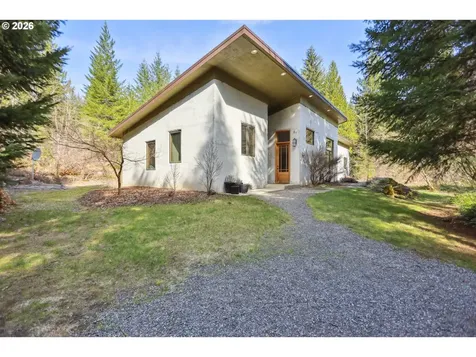 81 Wind Crest Road Carson WA 98610