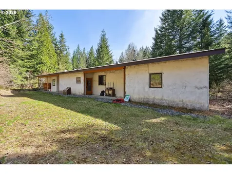 81 Wind Crest Road Carson WA 98610