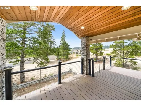 8985 Sandy Heights Road Cloverdale OR 97112
