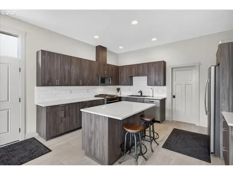 8985 Sandy Heights Road Cloverdale OR 97112