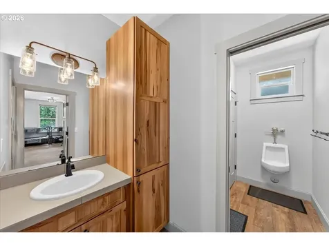 8985 Sandy Heights Road Cloverdale OR 97112
