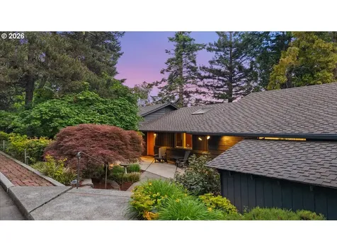 1530 SW Mitchell Lane Portland OR 97239