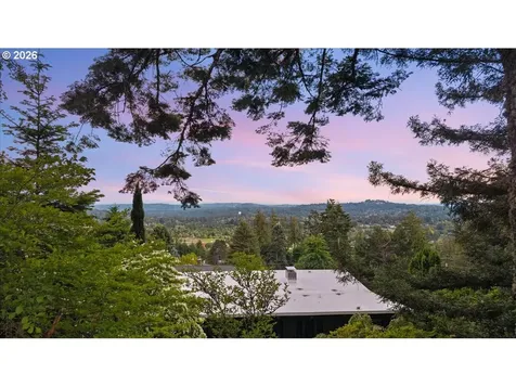 1530 SW Mitchell Lane Portland OR 97239