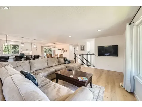 1112 NE 22nd Street Gresham OR 97030