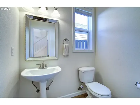 17705 NE 25th Street Vancouver WA 98684