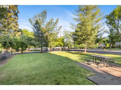 2067 SW 192nd Avenue Beaverton OR 97003