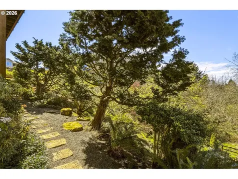 7611 SE 141st Avenue Portland OR 97236