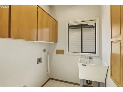 7611 SE 141st Avenue Portland OR 97236