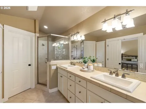 14599 Fosberg Road Lake Oswego OR 97035