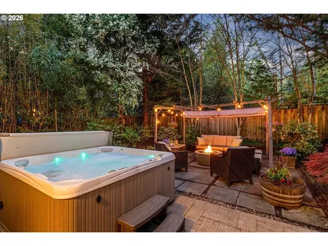14599 Fosberg Road Lake Oswego OR 97035
