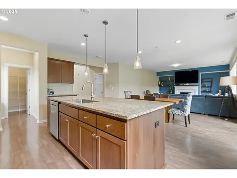 7020 SW Barr Lane Tualatin OR 97062