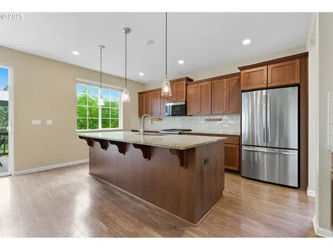 7020 SW Barr Lane Tualatin OR 97062