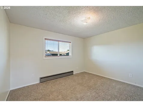702 Ash Avenue Tillamook OR 97141