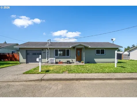 702 Ash Avenue Tillamook OR 97141