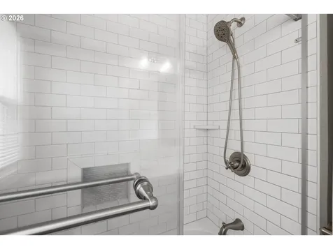 9045 SE Alder Street Portland OR 97216