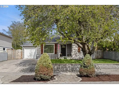 9045 SE Alder Street Portland OR 97216