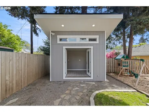 9045 SE Alder Street Portland OR 97216