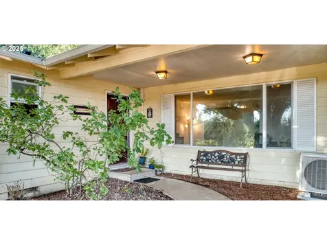 6805 NE 179th Street Vancouver WA 98686