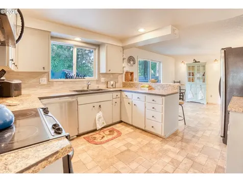 6805 NE 179th Street Vancouver WA 98686