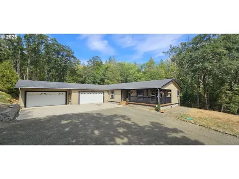 170 Rosewood Drive Roseburg OR 97471