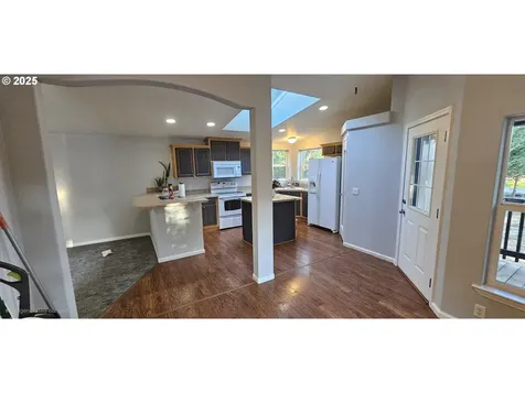 170 Rosewood Drive Roseburg OR 97471