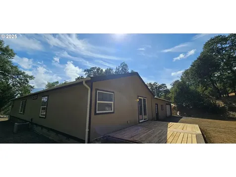 170 Rosewood Drive Roseburg OR 97471