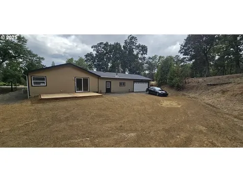 170 Rosewood Drive Roseburg OR 97471