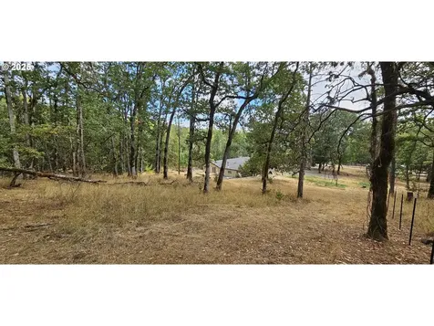 170 Rosewood Drive Roseburg OR 97471