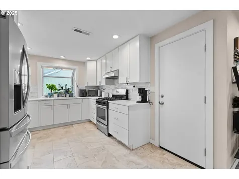 7842 SE 103rd Avenue Portland OR 97266