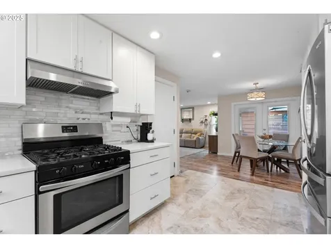 7842 SE 103rd Avenue Portland OR 97266