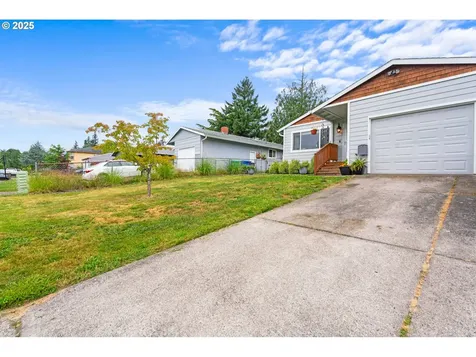 7842 SE 103rd Avenue Portland OR 97266