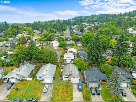 7842 SE 103rd Avenue Portland OR 97266