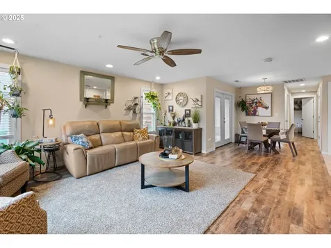7842 SE 103rd Avenue Portland OR 97266