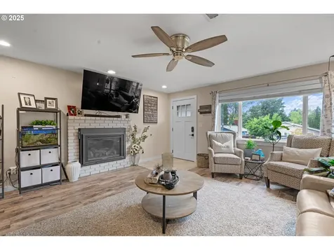 7842 SE 103rd Avenue Portland OR 97266
