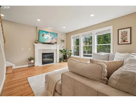8414 NW Gilliam Lane Portland OR 97229