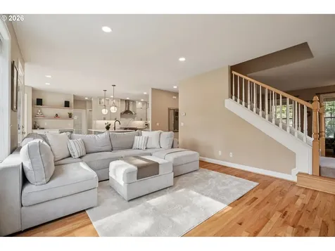 8414 NW Gilliam Lane Portland OR 97229